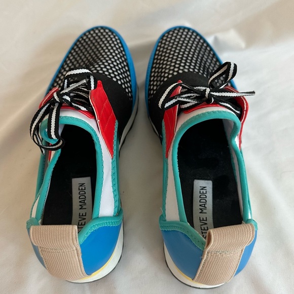 Steve Madden Arctic Cutout Sneakers Size 8 - Picture 3 of 8